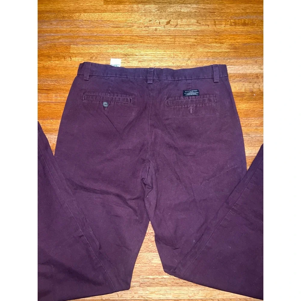 Banana Republic Mens 33x34 Burgundy Plum‎ Aiden Slim Fit Chino Flat Front Pants